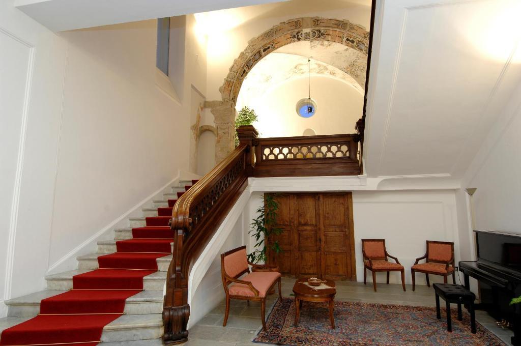 Hotel Ristorante Le Clarisse 아망테 외부 사진